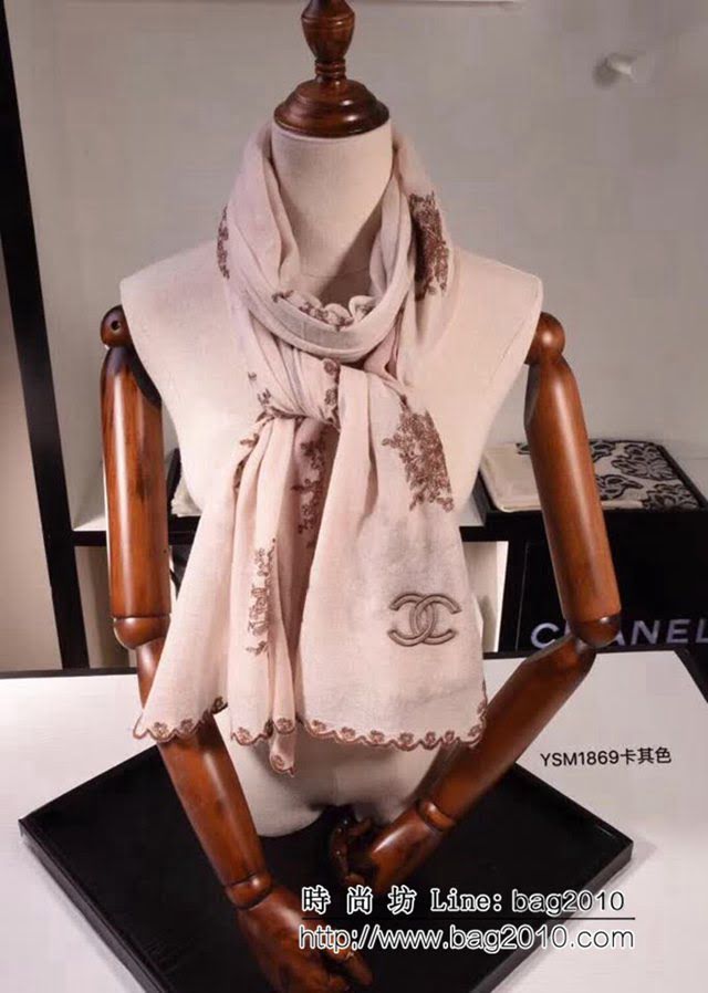 CHANEL香奈兒 2018專櫃原版手工吊染真絲羊毛刺繡長圍巾 YSM1869 LLWJ7409